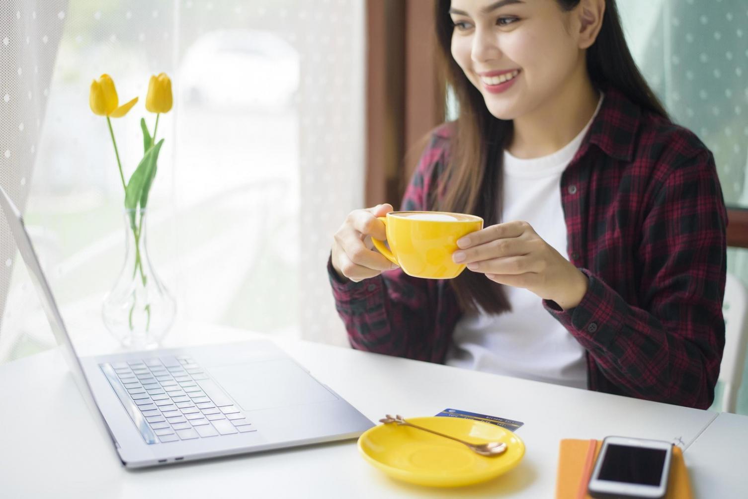 Session de travail collaborative sur la planification budgétaire en entreprise